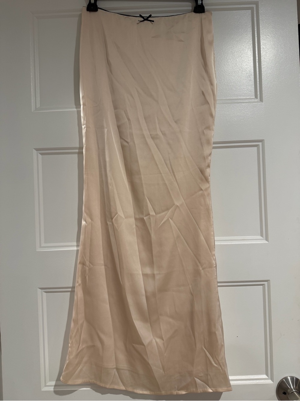 Edikted XS Cream Satin Low Rise Maxi Skirt Y2K Coquette Bow